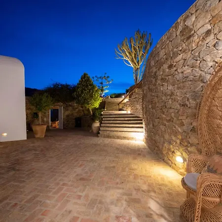 Leo Mykonos - Sea View & Infinity Pool By One Villa Agrari (Mykonos)