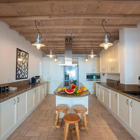 Villa Leo - Sea View Elegance And Infinity Pool Agrari (Mykonos)