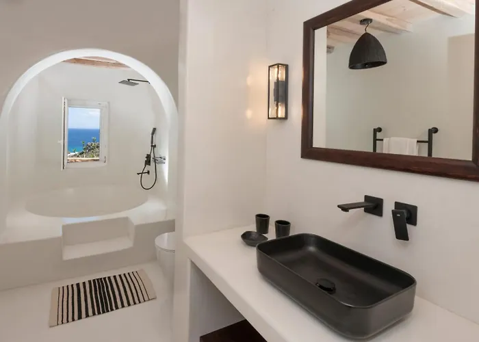 Leo - Sea View Elegance And Infinity Pool Agrari (Mykonos)