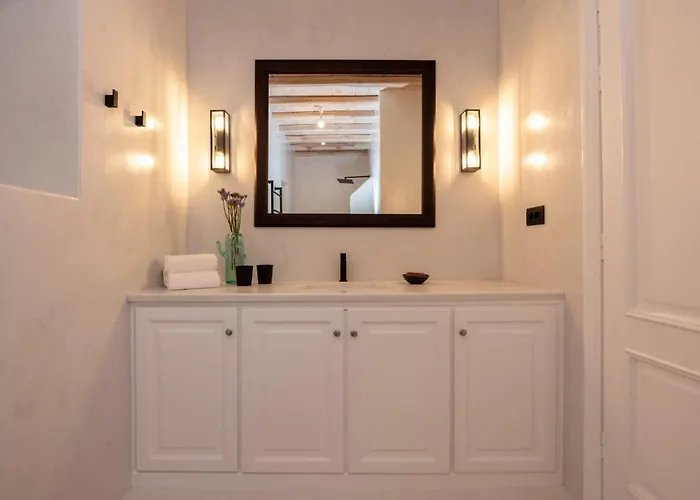 Leo - Sea View Elegance And Infinity Pool